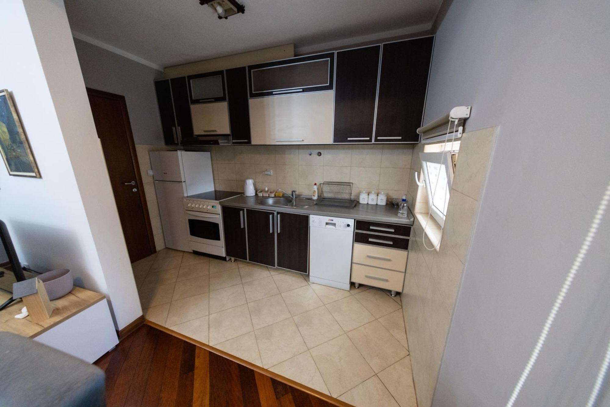 Lux Place Apartments Downtown Kragujevac Kültér fotó